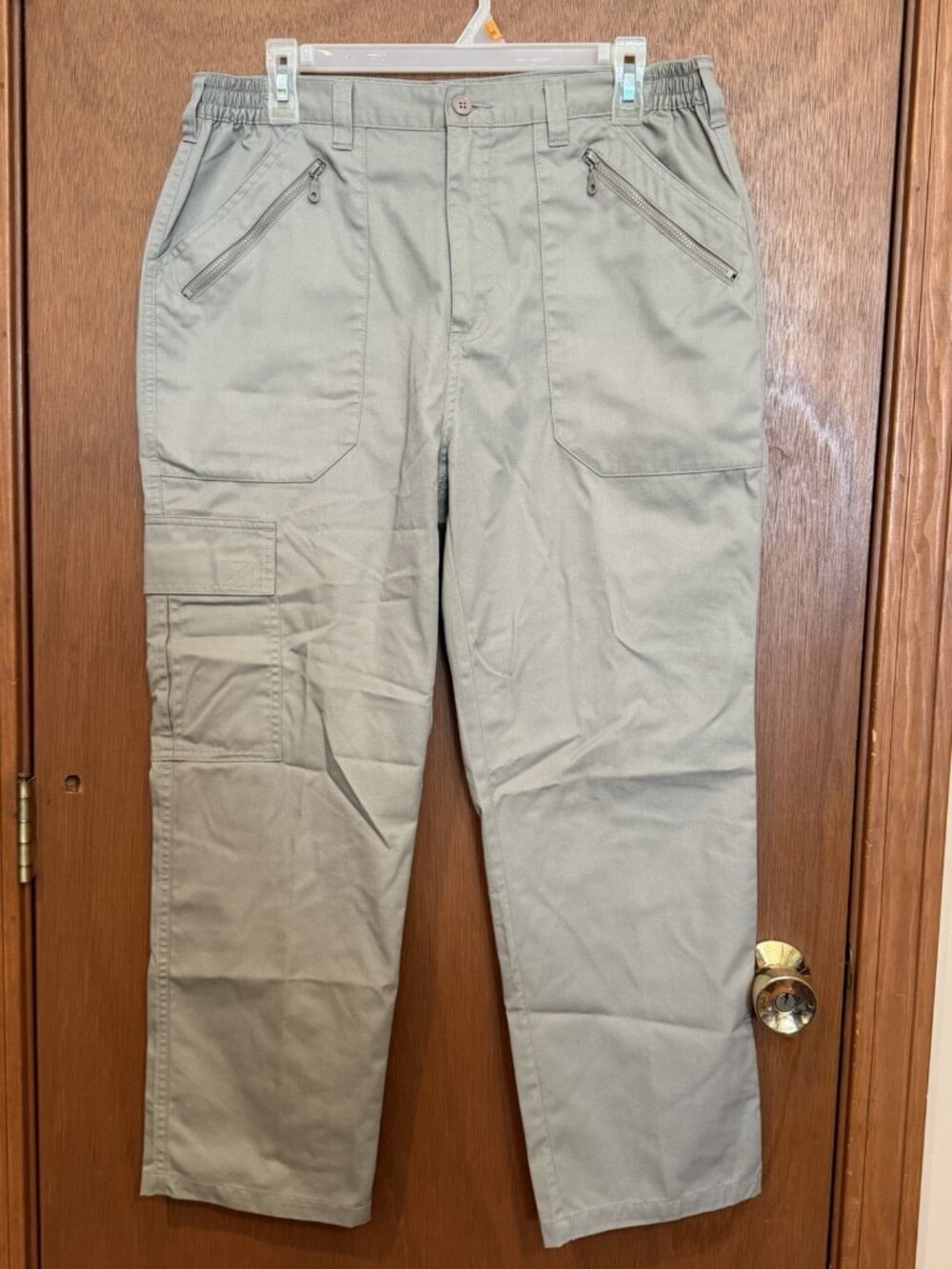 Cotton Traders Men's Beige Cargo Pants Regular Fit Button Zipper Pockets Sz 34